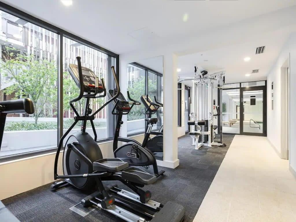 Cosy Two Bedroom Apartment With Balcony Pool And Gym โอ๊คแลนด์ ภายนอก รูปภาพ