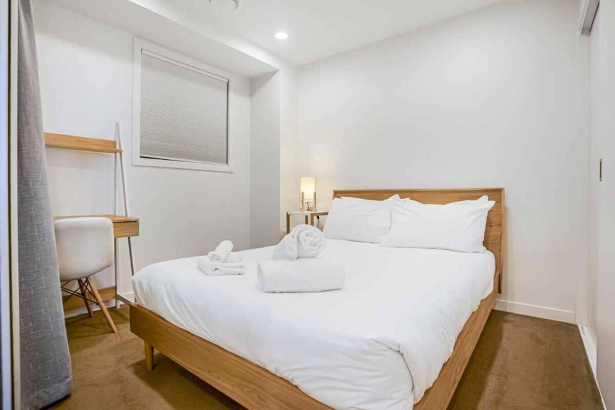 Cosy Two Bedroom Apartment With Balcony Pool And Gym โอ๊คแลนด์ ภายนอก รูปภาพ